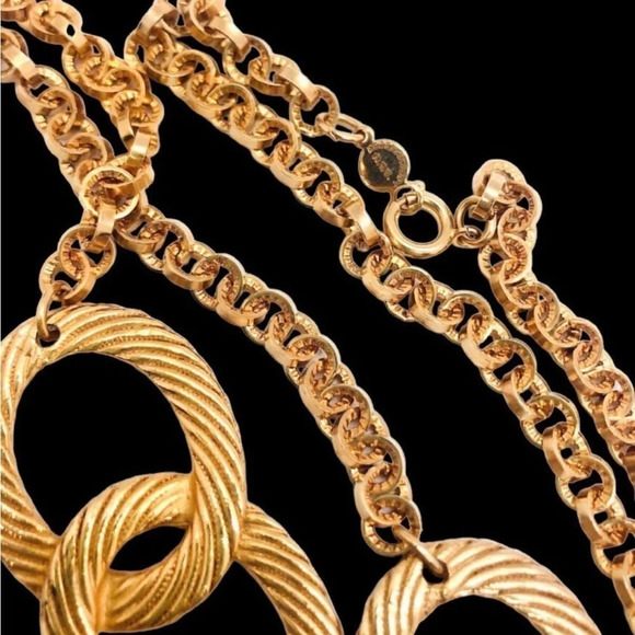 Vintage Accessocraft Brown Cabochon Gold Tone Station Necklace - Picture 5 of 5